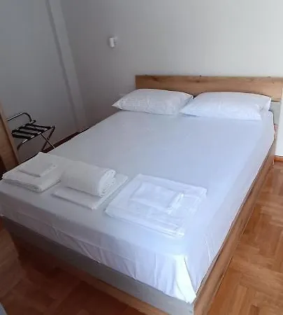 Appartement Artemis Plaza *