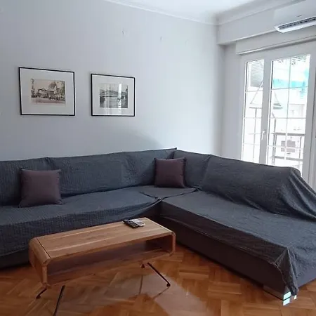 Appartement Artemis Plaza
