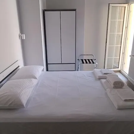 Artemis Plaza Appartement
